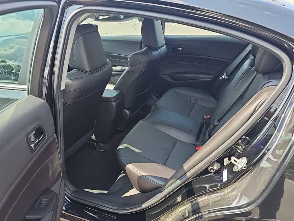 2018 Acura ILX w/Premium Pkg