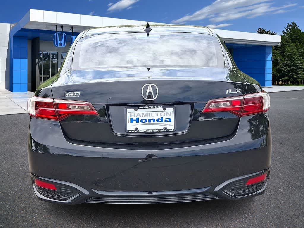2018 Acura ILX w/Premium Pkg