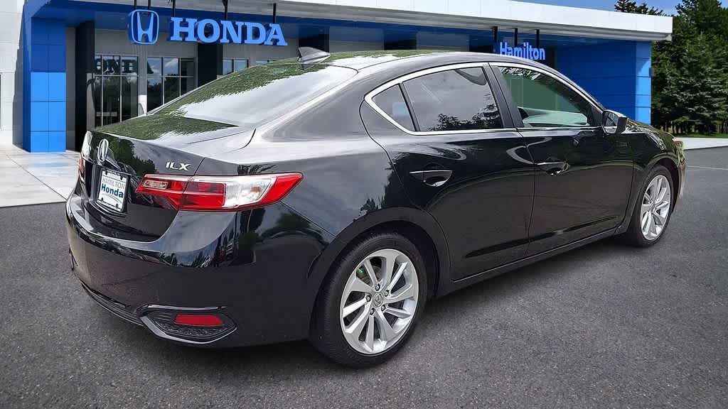 2018 Acura ILX w/Premium Pkg