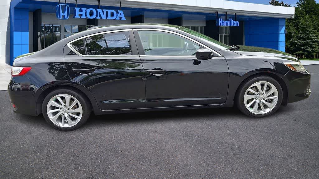 2018 Acura ILX w/Premium Pkg