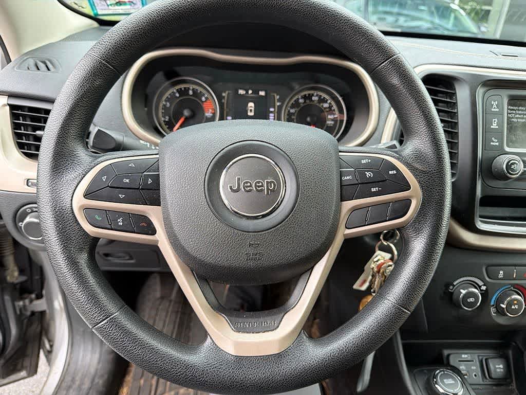 2017 Jeep Cherokee Sport