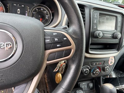 2017 Jeep Cherokee Sport