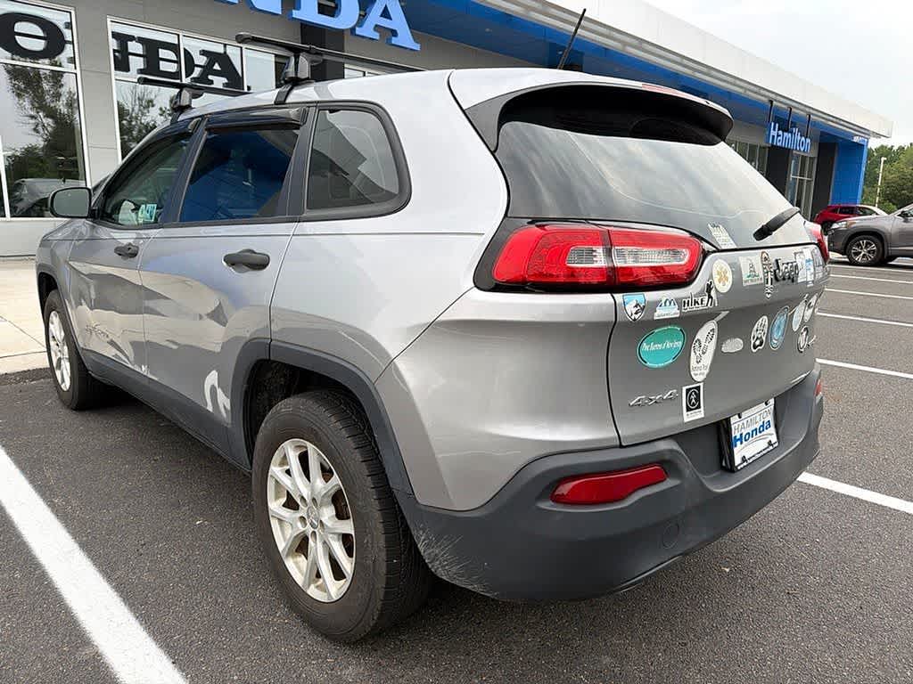2017 Jeep Cherokee Sport