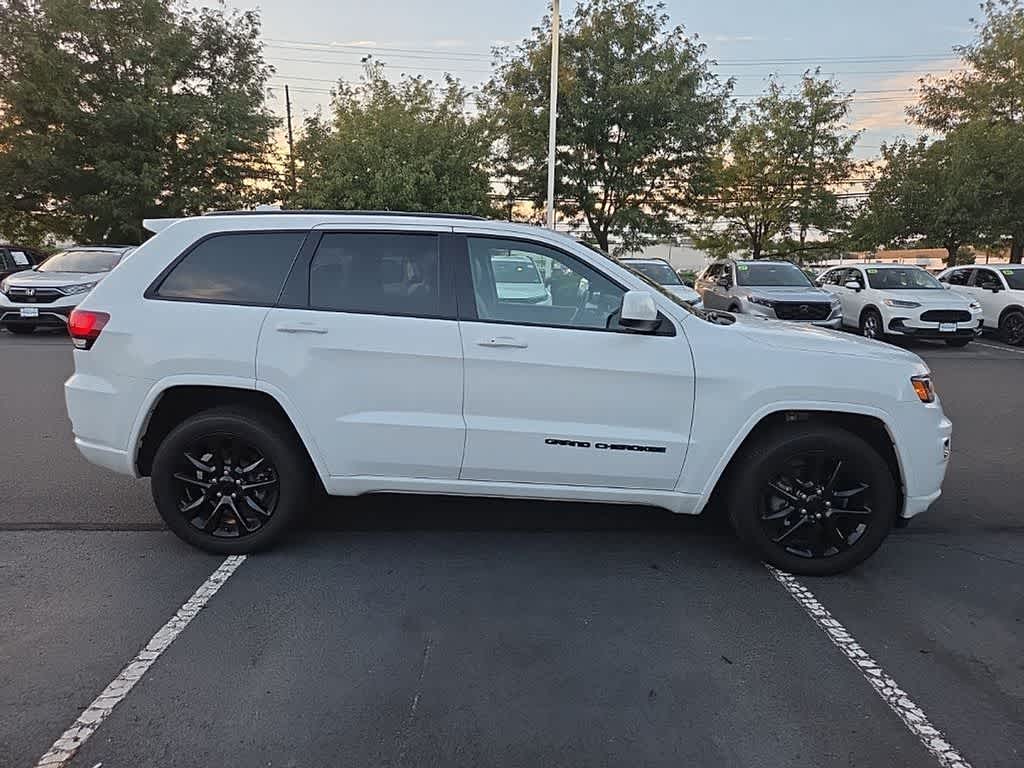 2020 Jeep Grand Cherokee Altitude