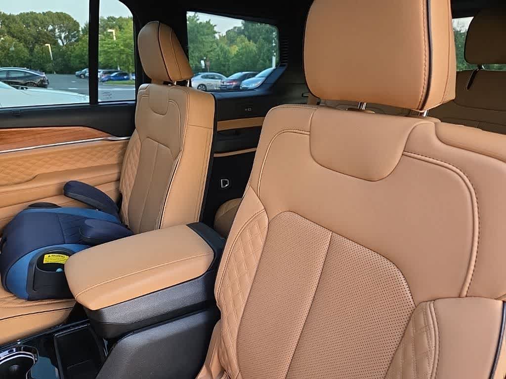 2025 Jeep Grand Cherokee L Summit Reserve