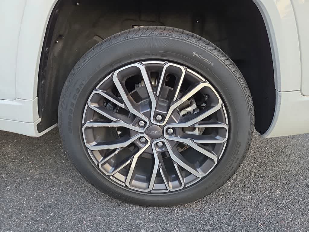 2025 Jeep Grand Cherokee L Summit Reserve