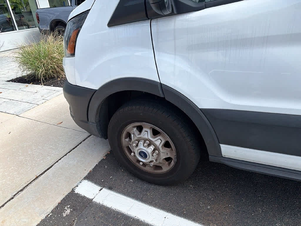 2023 Ford Transit Base