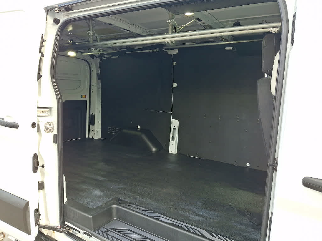 2023 Ford Transit Base