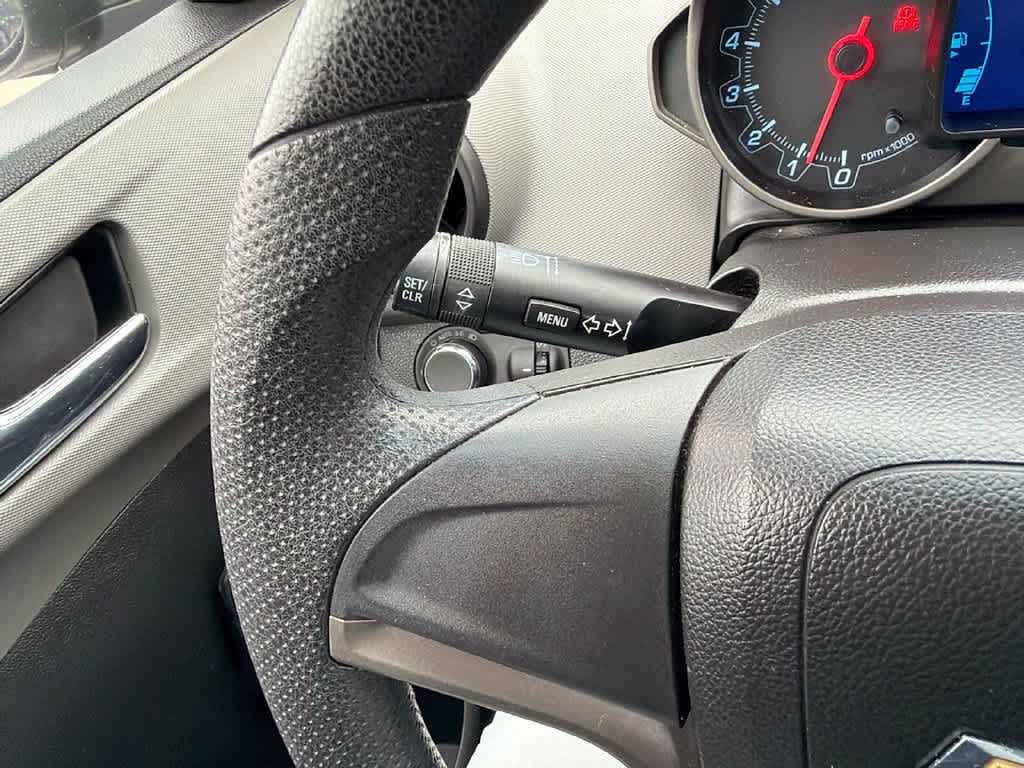 2013 Chevrolet Sonic LS