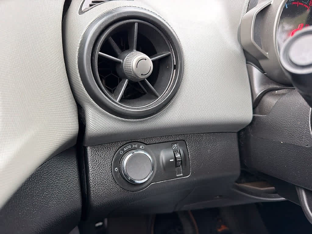 2013 Chevrolet Sonic LS