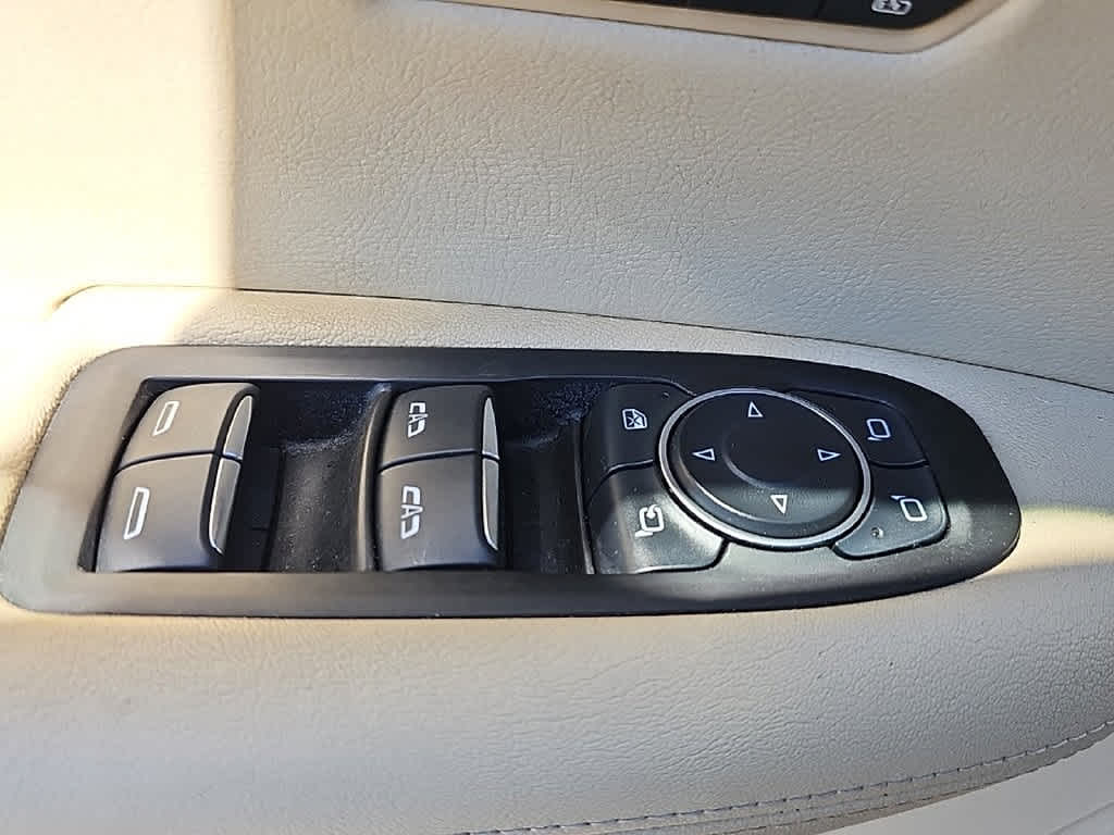 2017 Cadillac XT5 Luxury AWD