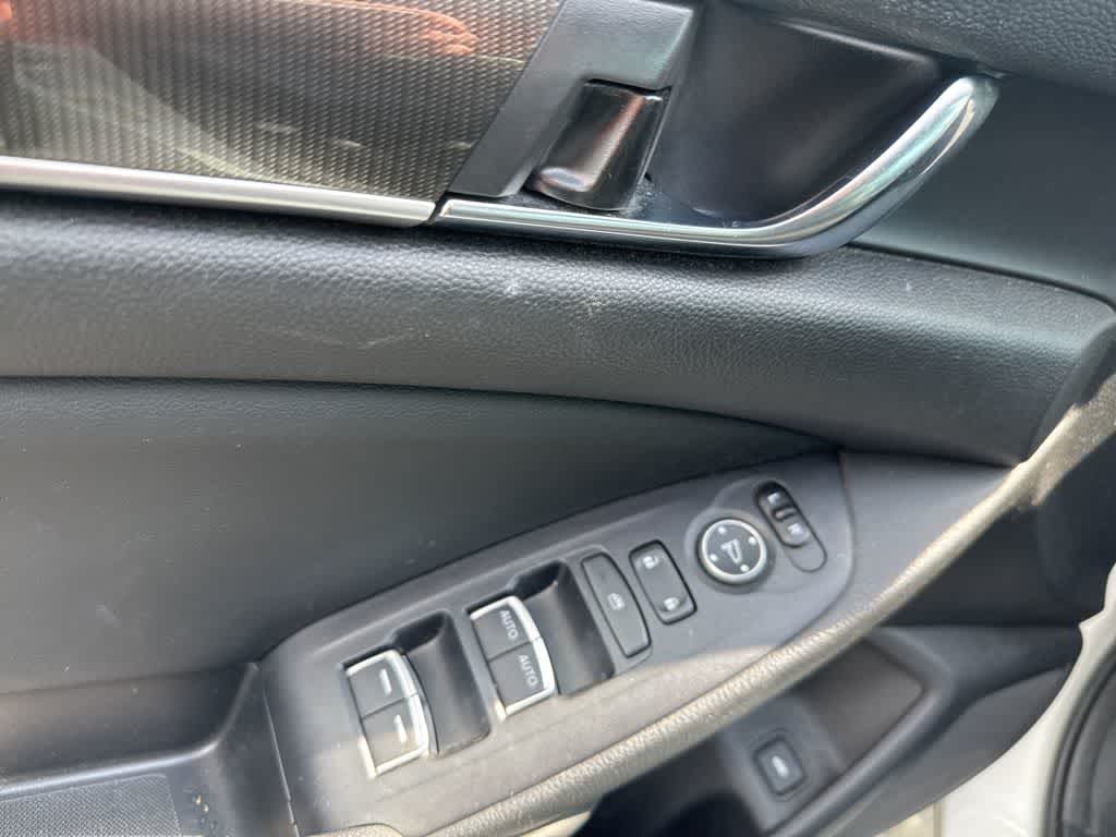 2019 Honda Accord Sedan Sport 2.0T