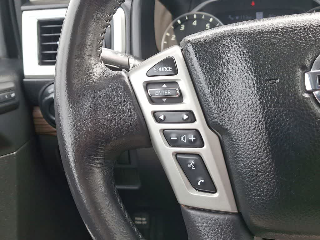 2021 Nissan Titan SL