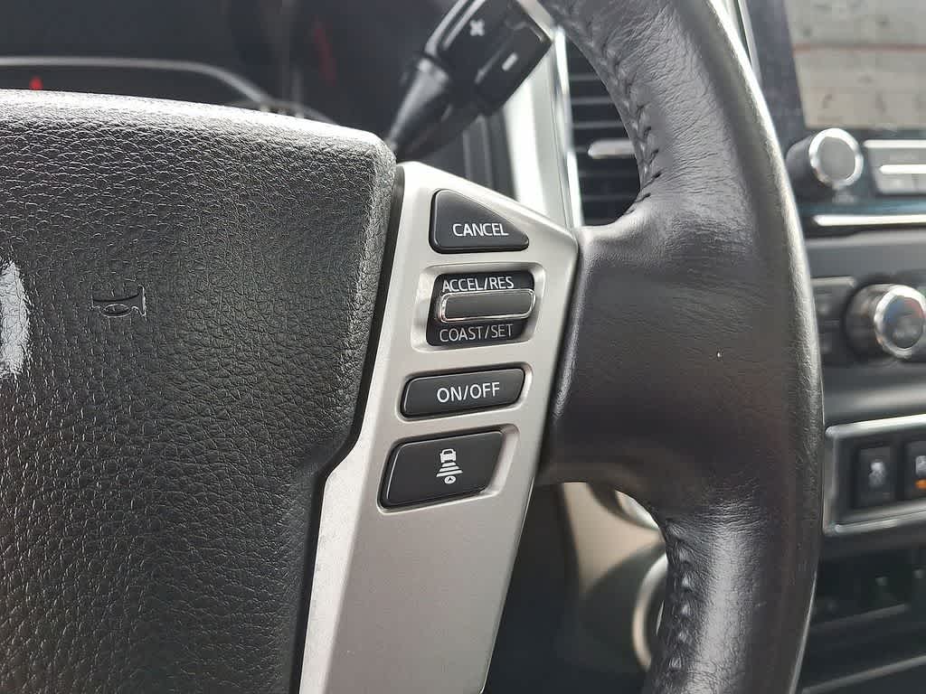 2021 Nissan Titan SL