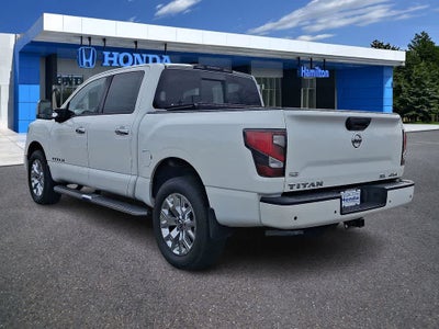 2021 Nissan Titan SL
