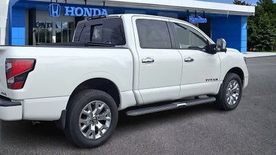 2021 Nissan Titan SL