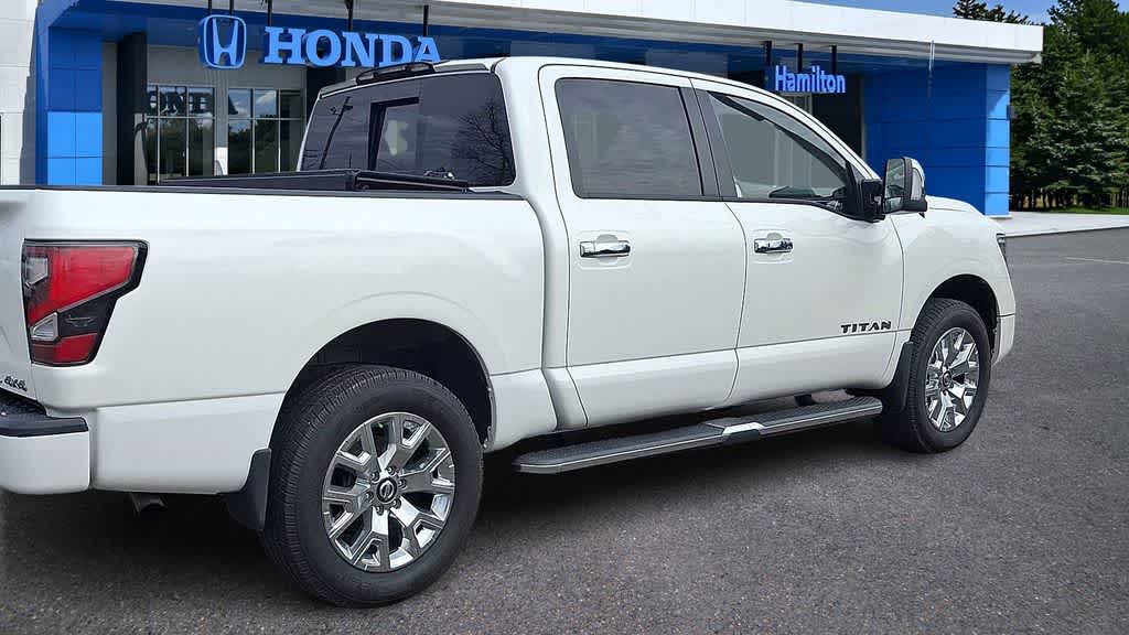 2021 Nissan Titan SL