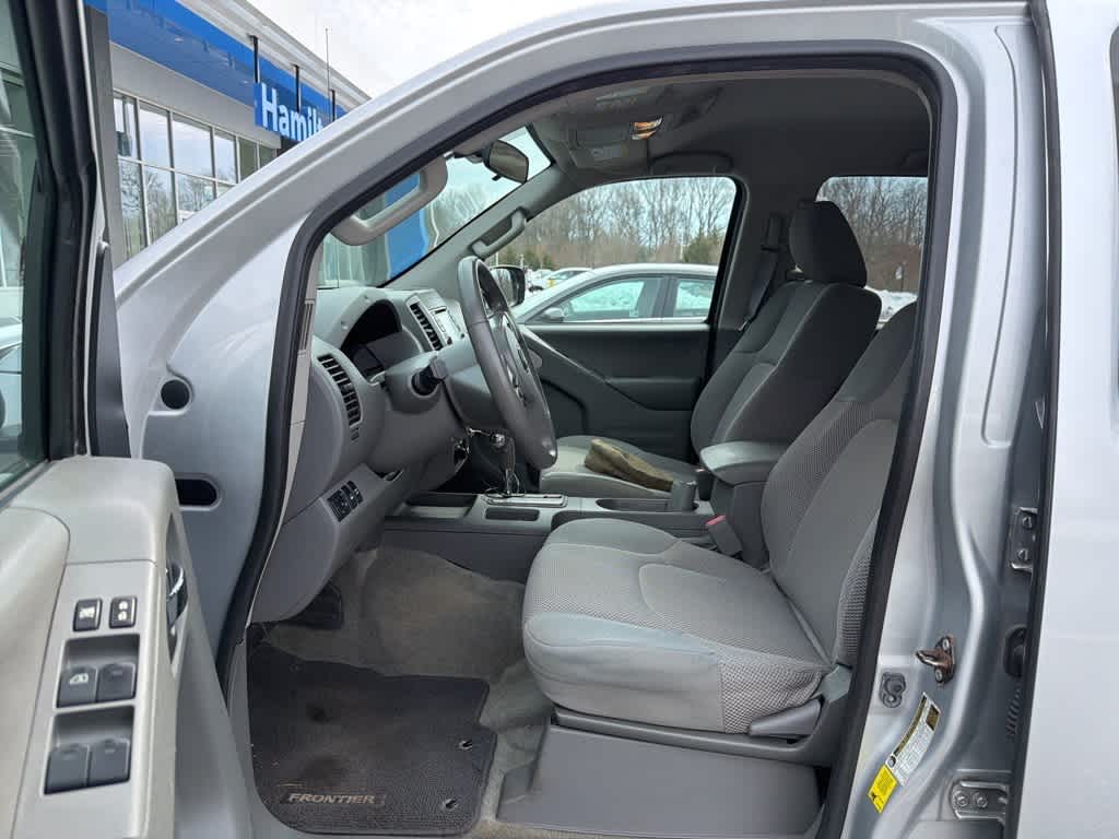 2016 Nissan Frontier SV