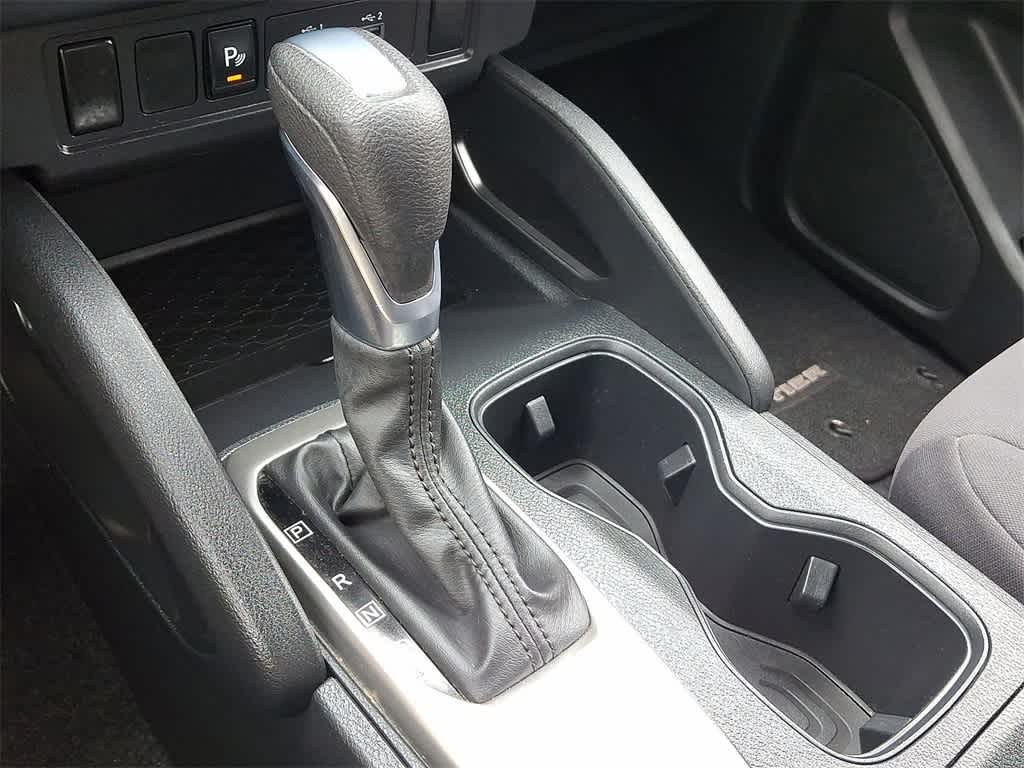 2022 Nissan Frontier S