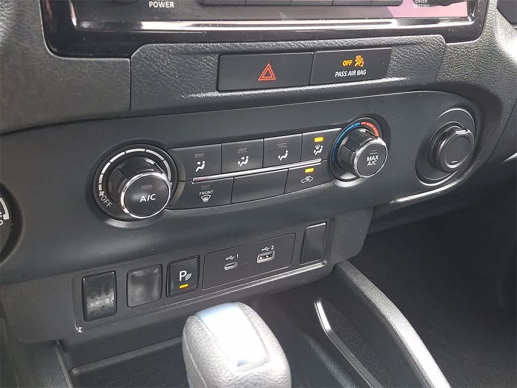 2022 Nissan Frontier S