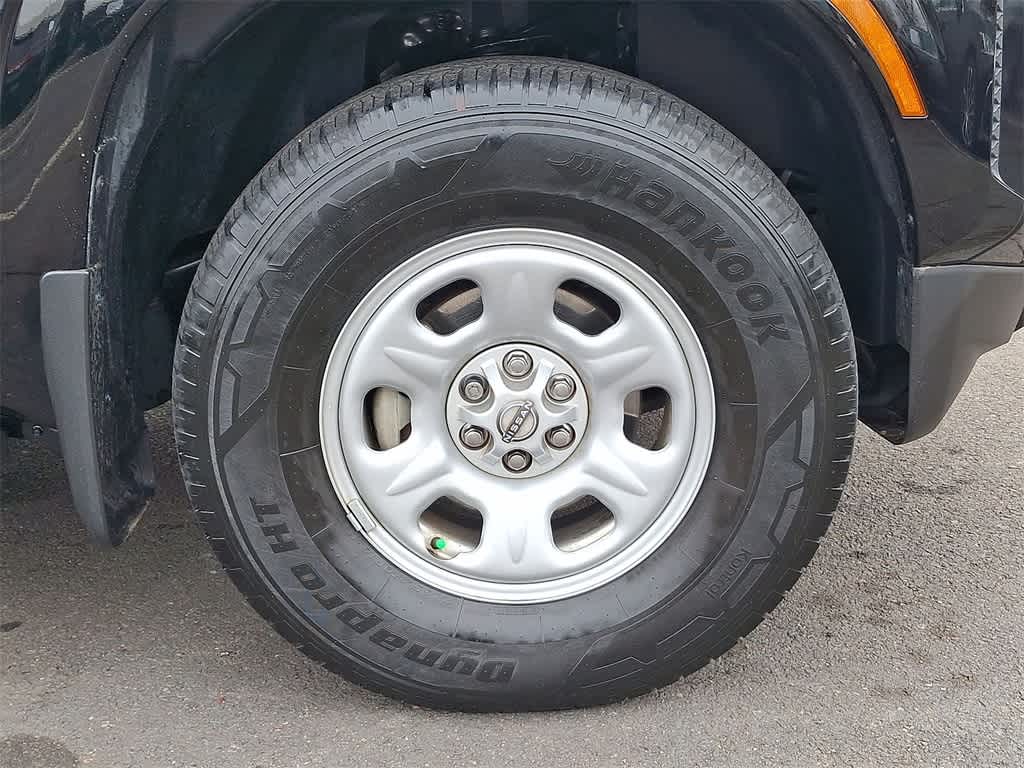 2022 Nissan Frontier S