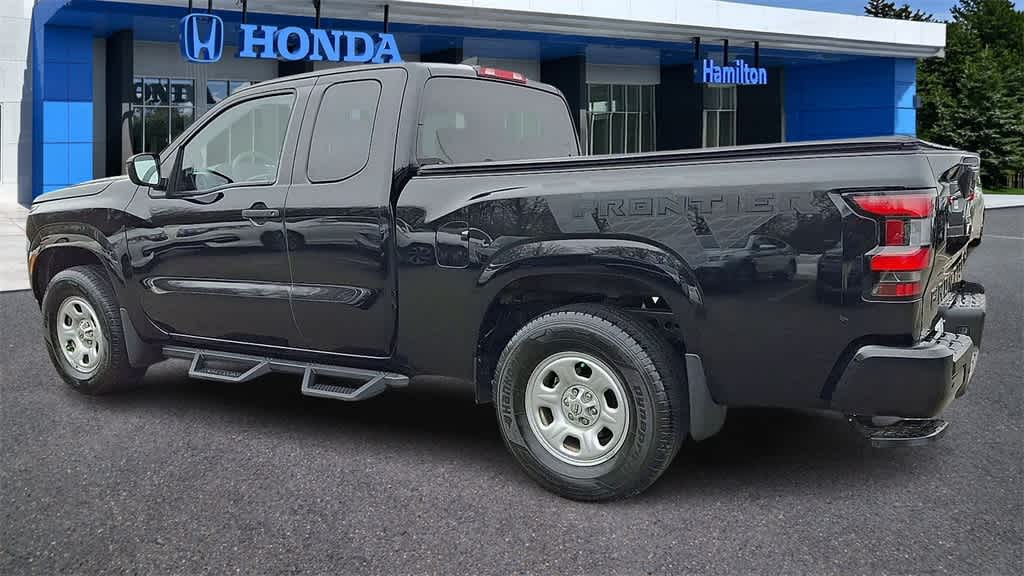 2022 Nissan Frontier S