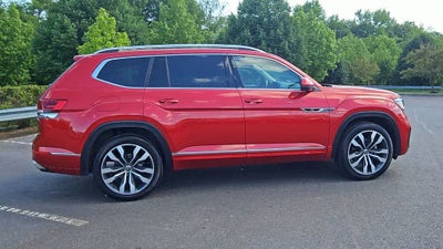 2022 Volkswagen Atlas 3.6L V6 SEL Premium R-Line
