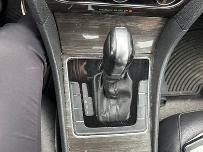 2016 Volkswagen Passat 1.8T SE