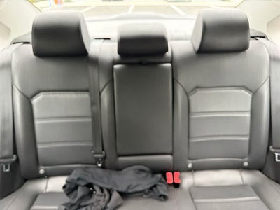 2016 Volkswagen Passat 1.8T SE