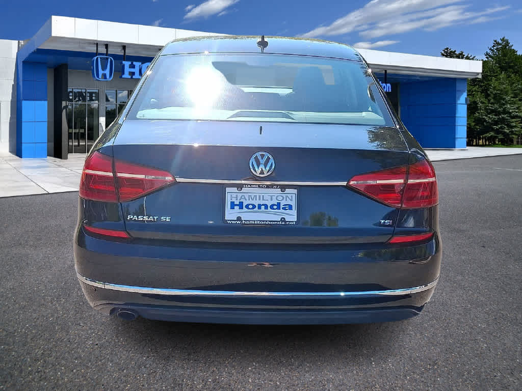 2016 Volkswagen Passat 1.8T SE