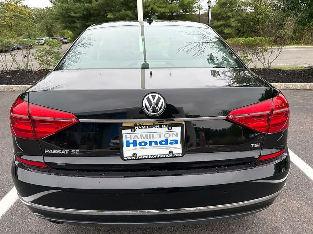 2016 Volkswagen Passat 1.8T SE