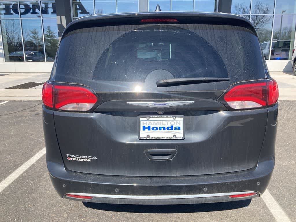 2020 Chrysler Pacifica Touring L