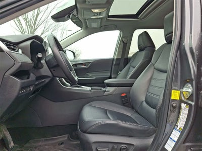 2022 Toyota RAV4 XLE Premium