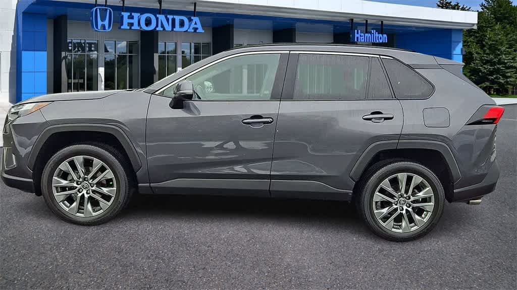 2022 Toyota RAV4 XLE Premium