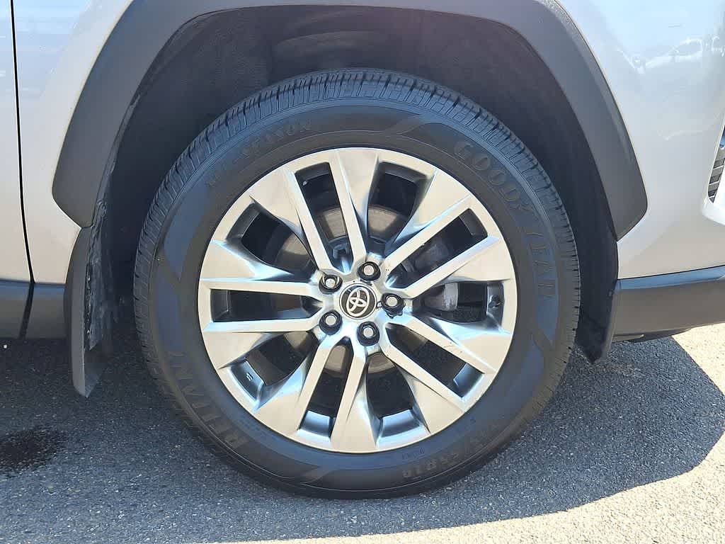 2021 Toyota RAV4 XLE Premium