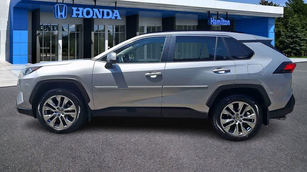 2021 Toyota RAV4 XLE Premium