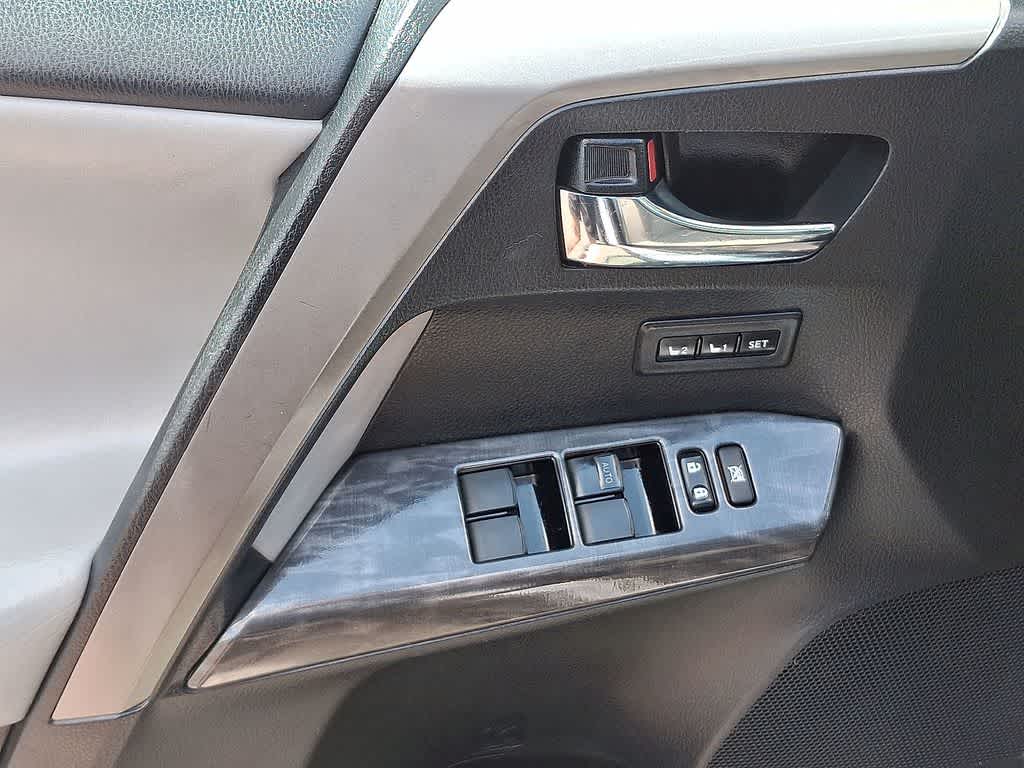 2018 Toyota RAV4 Platinum