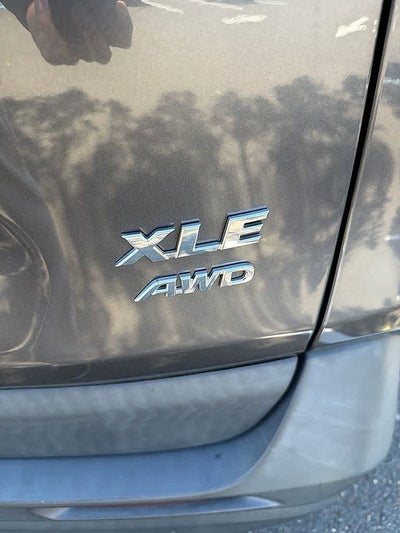 2023 Toyota RAV4 XLE