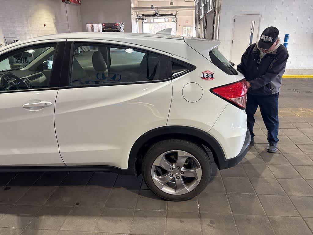 2017 Honda HR-V LX