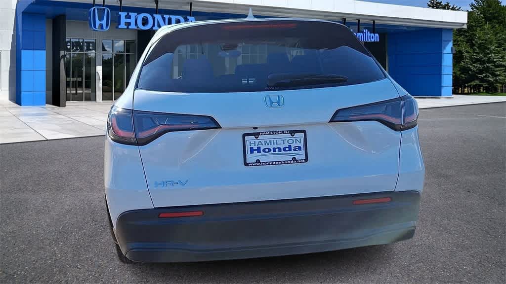 2026 Honda HR-V LX