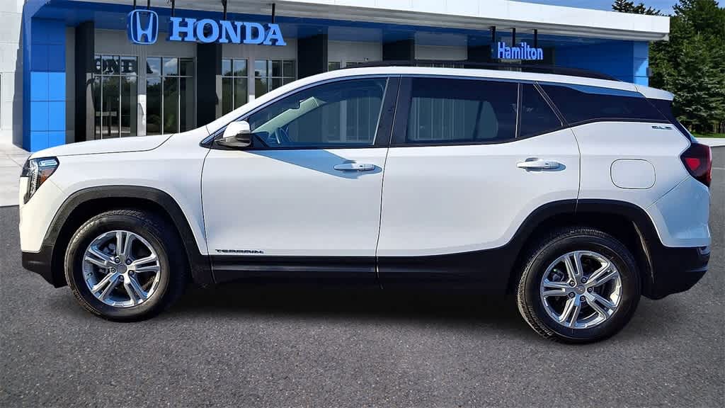 2022 GMC Terrain SLE