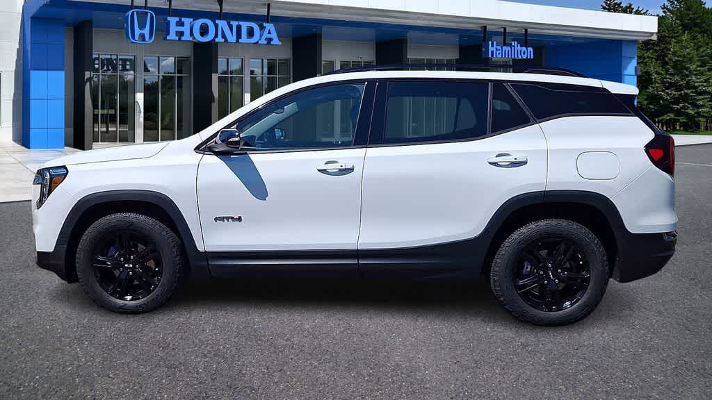 2024 GMC Terrain AT4