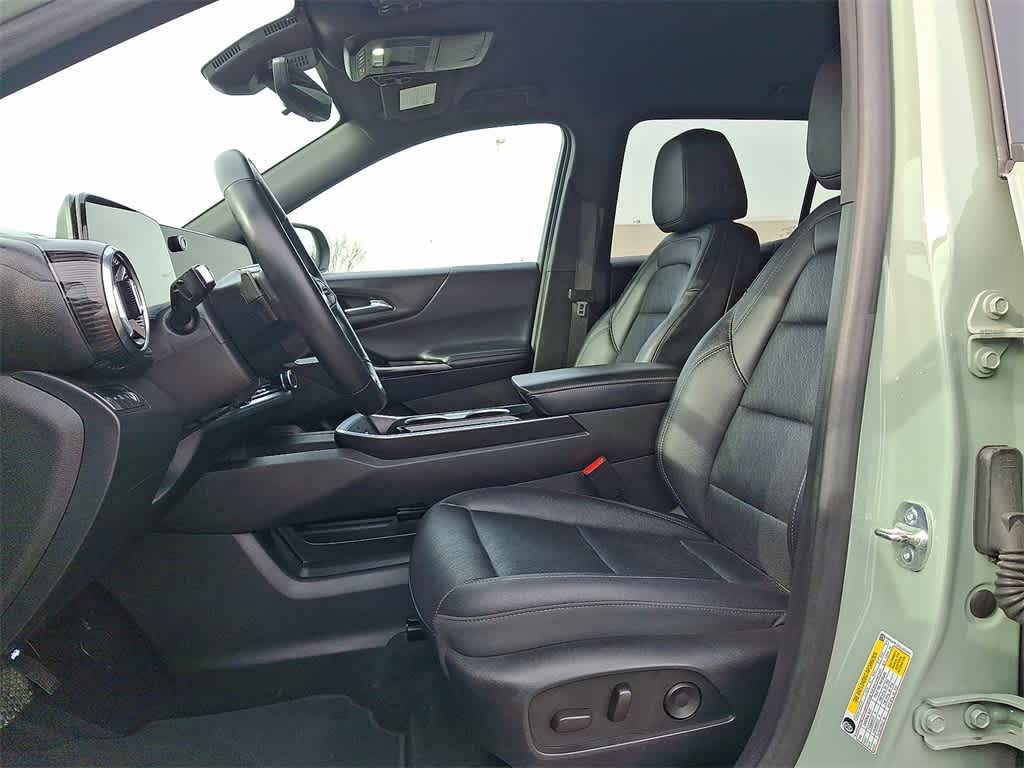 2025 Chevrolet Equinox AWD LT