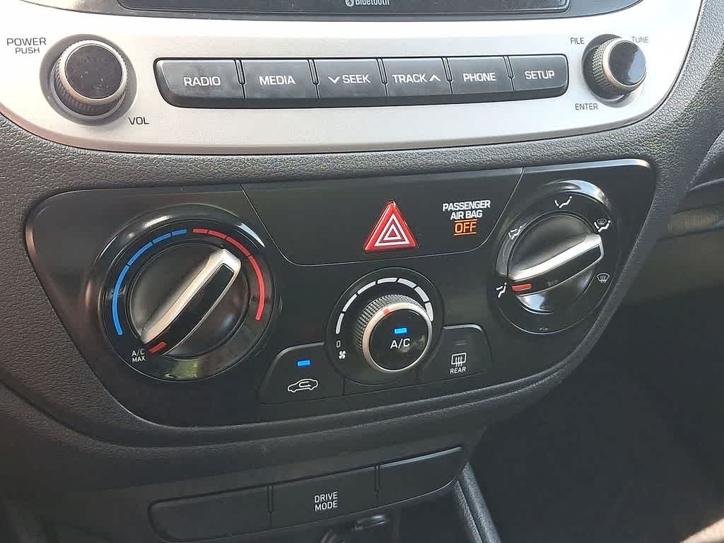 2019 Hyundai Accent SE