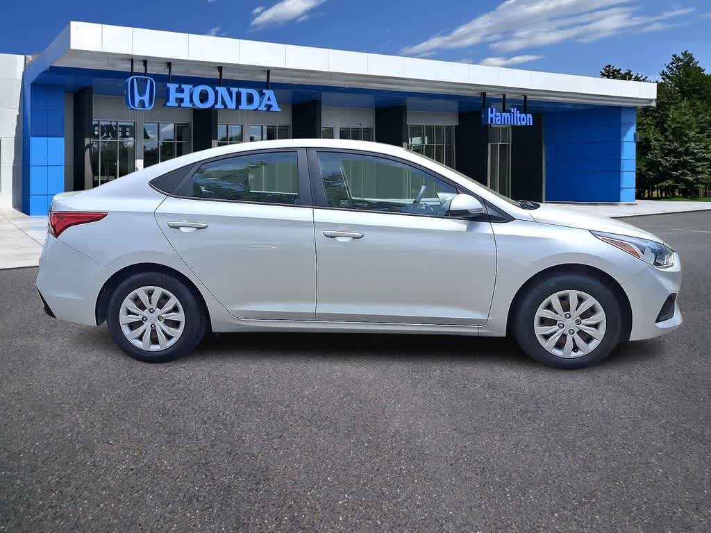 2019 Hyundai Accent SE
