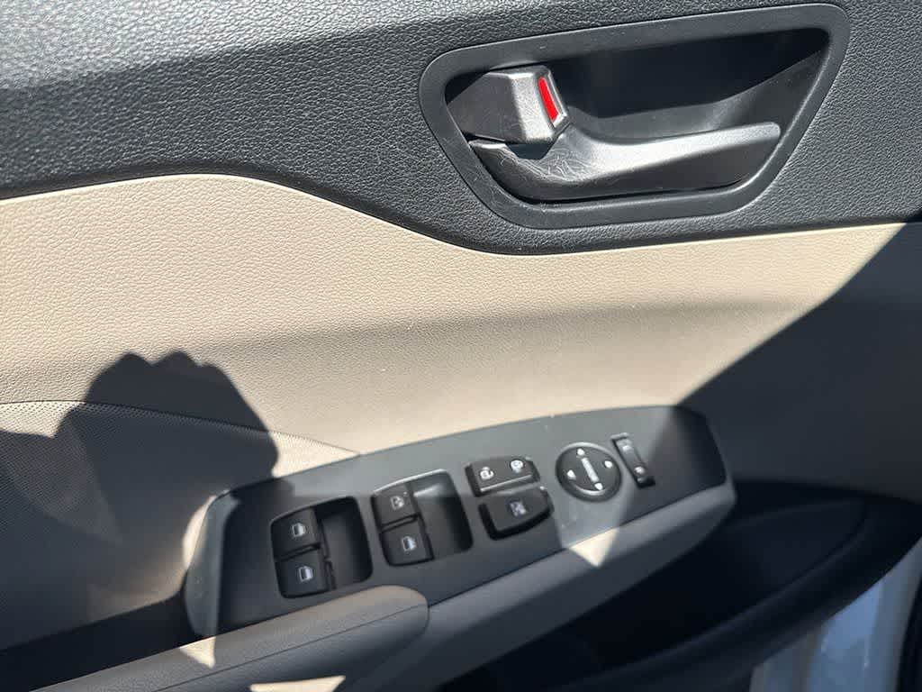 2022 Hyundai Accent SEL