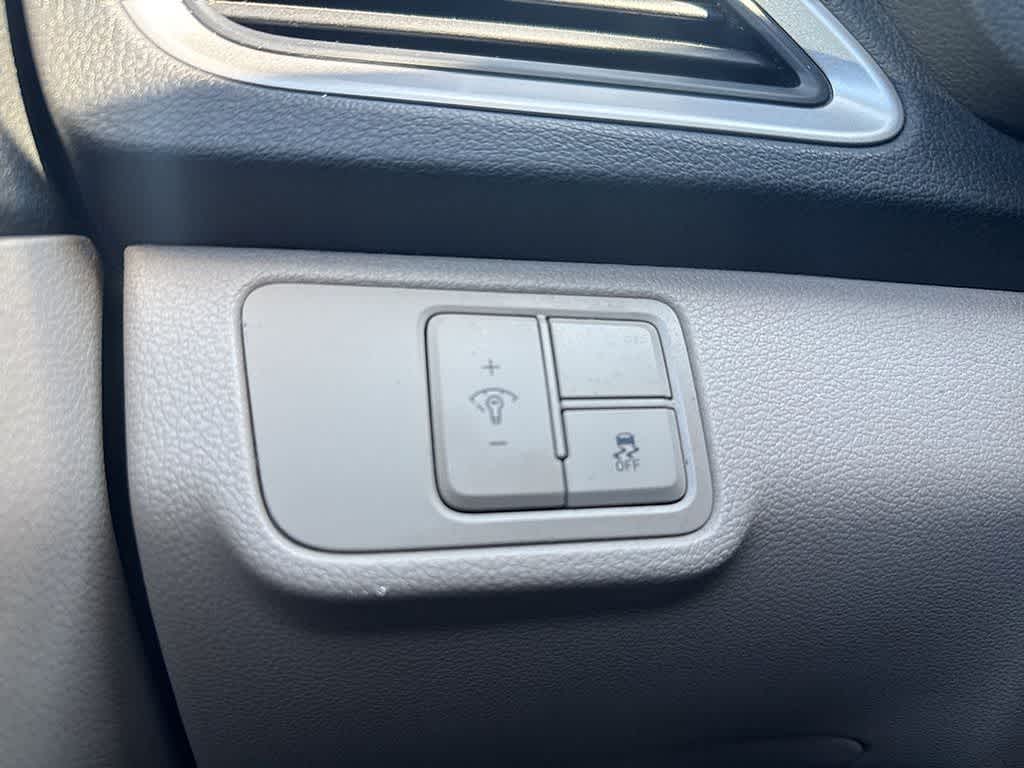 2022 Hyundai Accent SEL