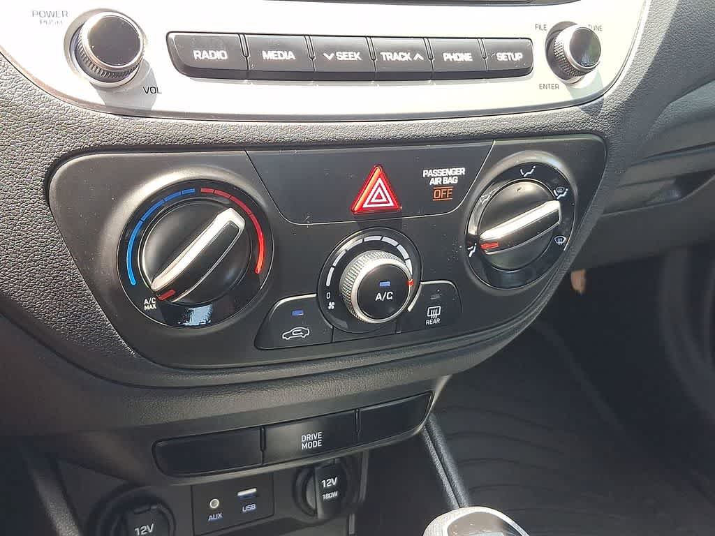 2021 Hyundai Accent SE
