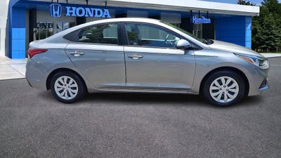 2021 Hyundai Accent SE