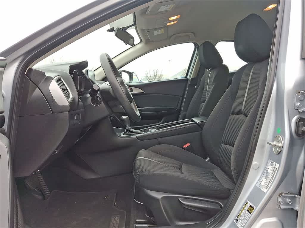 2017 Mazda Mazda3 4-Door Sport